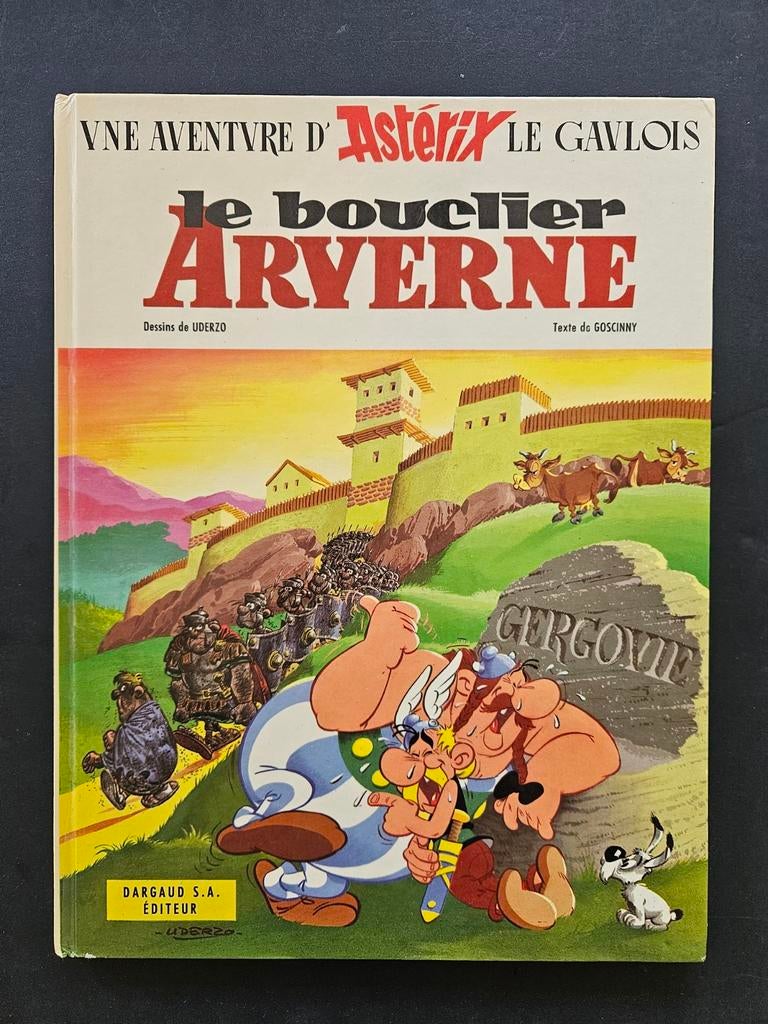 Asterix – Le Bouclier Arverne EO 1968 Dargaud Frans, Boeken, Stripboeken, Gelezen, Eén stripboek, R. Goscinny & A. Uderzo, Ophalen of Verzenden