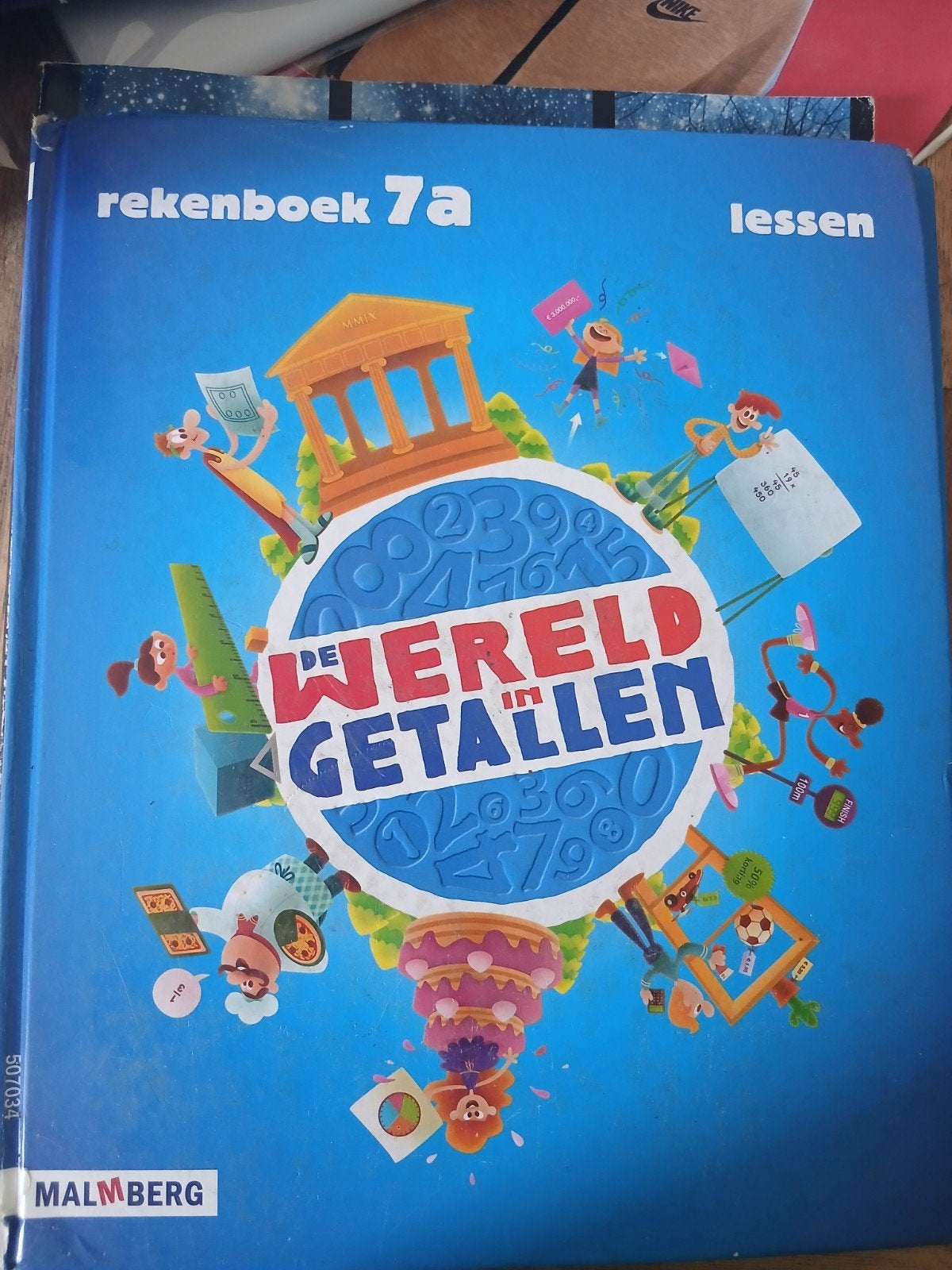Rekenboek 7a De Wereld in Getallen Malmberg, Boeken, Schoolboeken, Ophalen of Verzenden, Gelezen, Overige niveaus, Wiskunde A