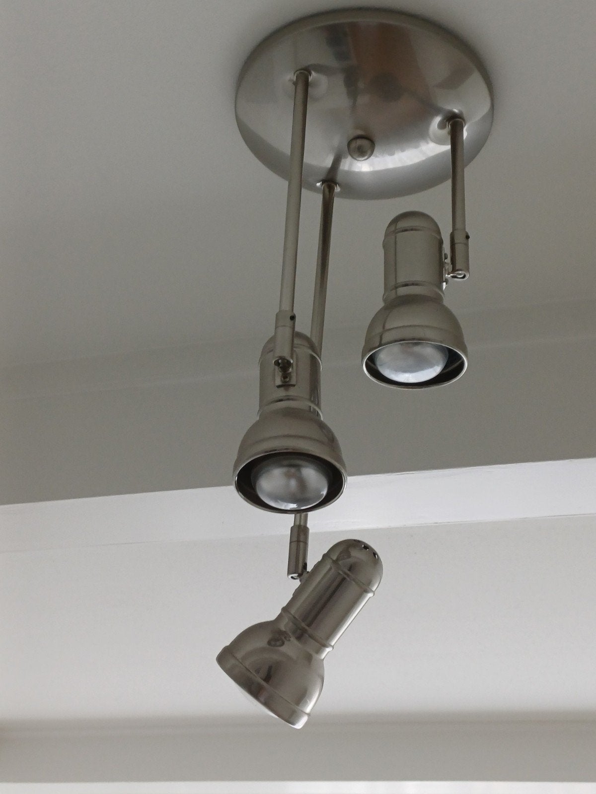 Vintage plafondlamp met 3 verstelbare spotjes - zilver, Huis en Inrichting, Lampen | Spots, Ophalen, Zo goed als nieuw, Metaal
