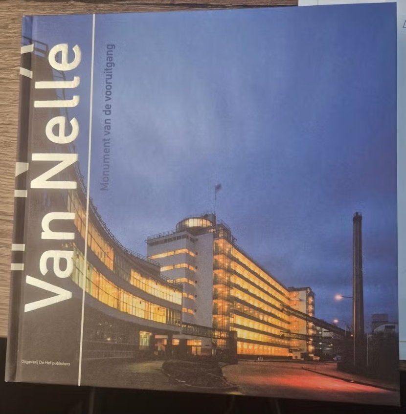 Van Nelle: Monument van de vooruitgang, Ophalen of Verzenden, Nieuw, Architectuur algemeen