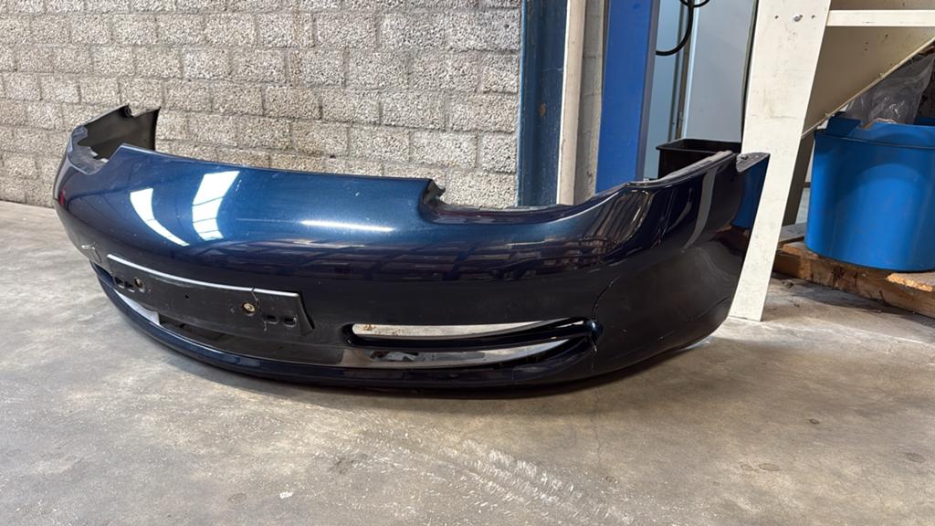 Porsche 911 (996) Voorbumper - Donkerblauw met schade, Auto-onderdelen, Ophalen, Gebruikt, Voor, Porsche