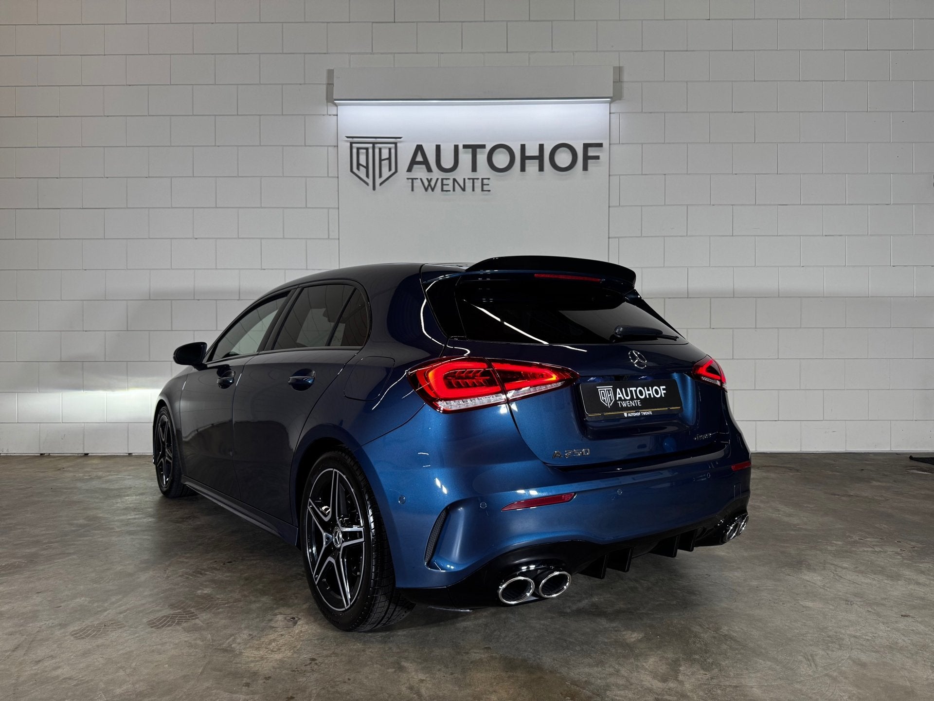Mercedes A-klasse 250 4MATIC AMG 224 PK Full Opt. *BurM*Memo, Auto's, Automaat, Dealer onderhouden, 15 km/l, 4 cilinders