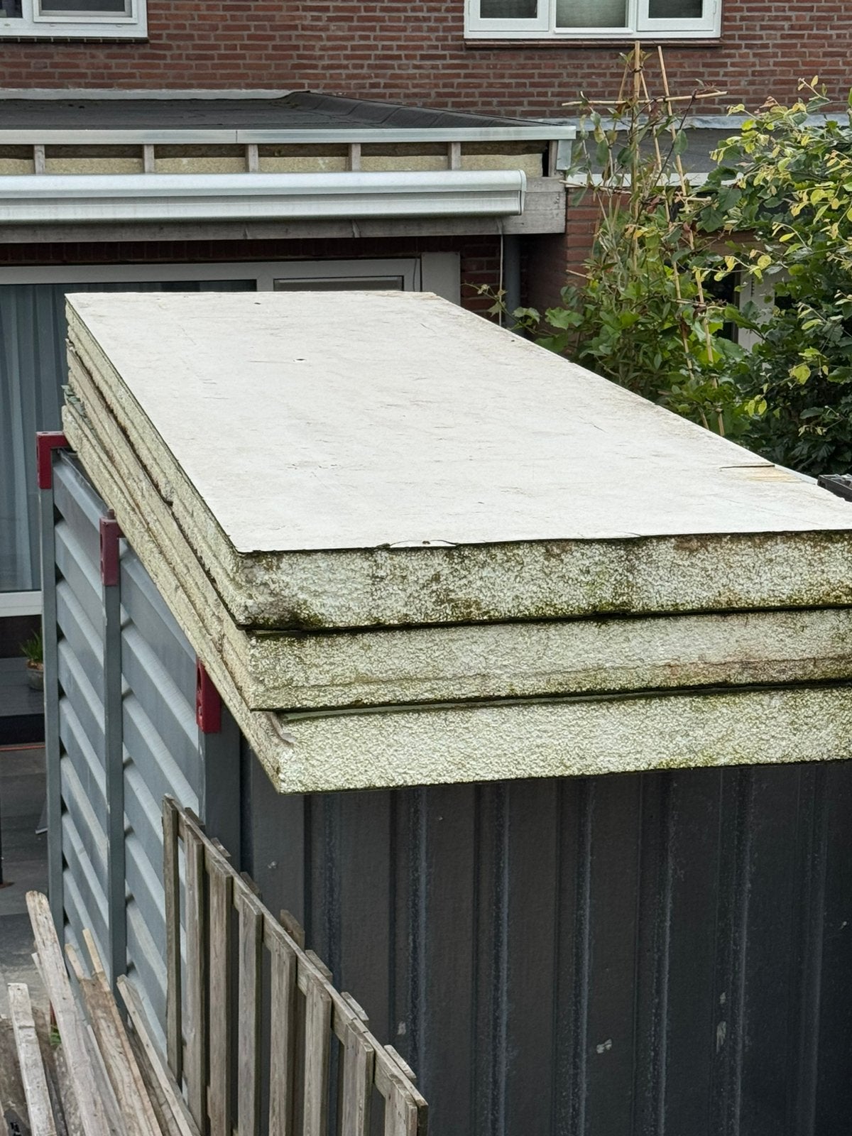 Isolatie platen 1,20 meter bij +- 4 meter, 10 tot 15 m², 12 cm of meer, Zo goed als nieuw, Piepschuim (Tempex)