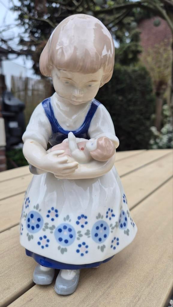 Vintage Meisje met Baby Beeldje - GDR Porselein, Ophalen of Verzenden
