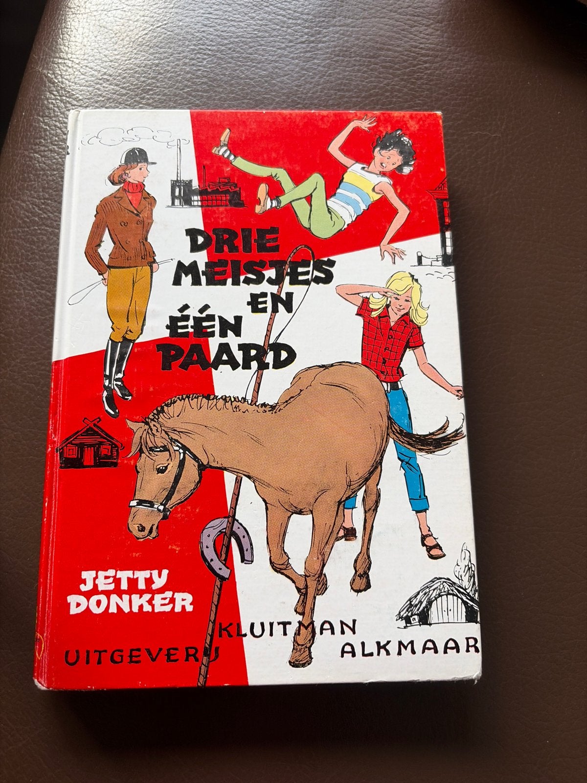 Drie Meisjes en Eén Paard - Jetty Donker (Zonnebloem Serie), Ophalen of Verzenden, Gelezen, Fictie algemeen