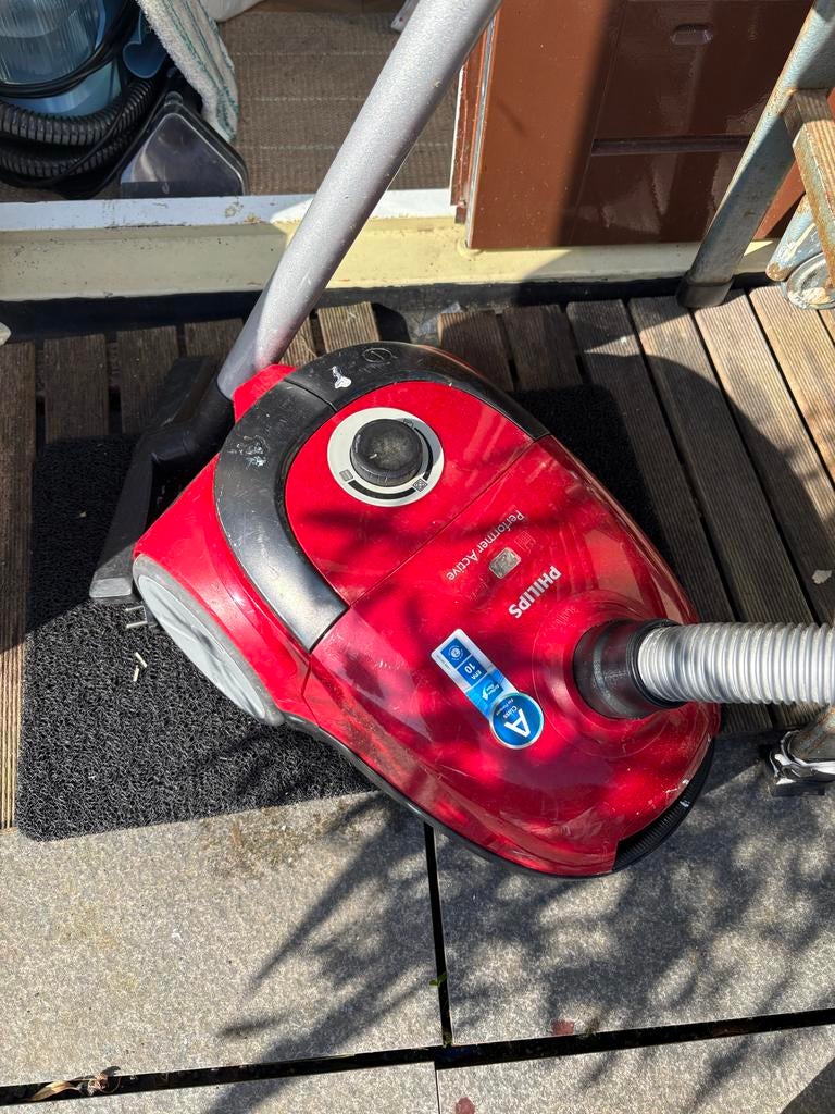 Philips stofzuiger - defecte stekker (voor onderdelen), Ophalen, Niet werkend, Reservoir