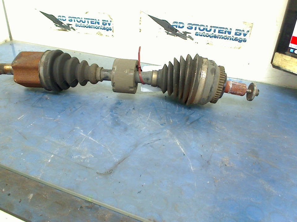 Aandrijfas Links Voor Volvo XC70 (SZ) 2005 P8689219, Gebruikt, Siegburger Straße 229, Köln 50679, , Duitsland, Info@volvocars.com