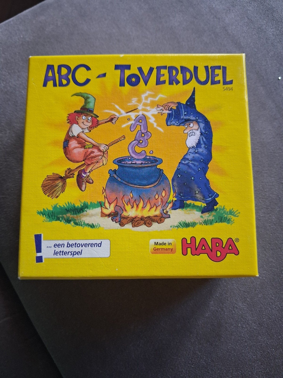 HABA ABC-Toverduel: Betoverend letterspeelplezier!, Een of twee spelers, Ophalen of Verzenden, Zo goed als nieuw, HABA