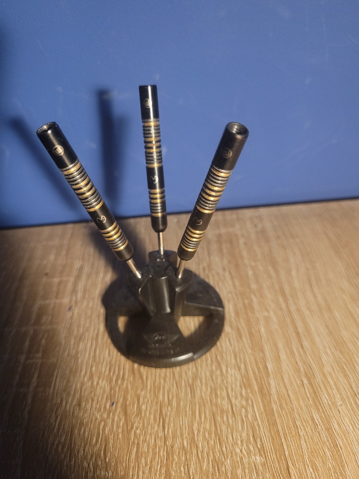 Michael van Gerwen Trilogy darts 23 gram, Sport en Fitness, Darts, Ophalen of Verzenden, Gebruikt, Pijlen