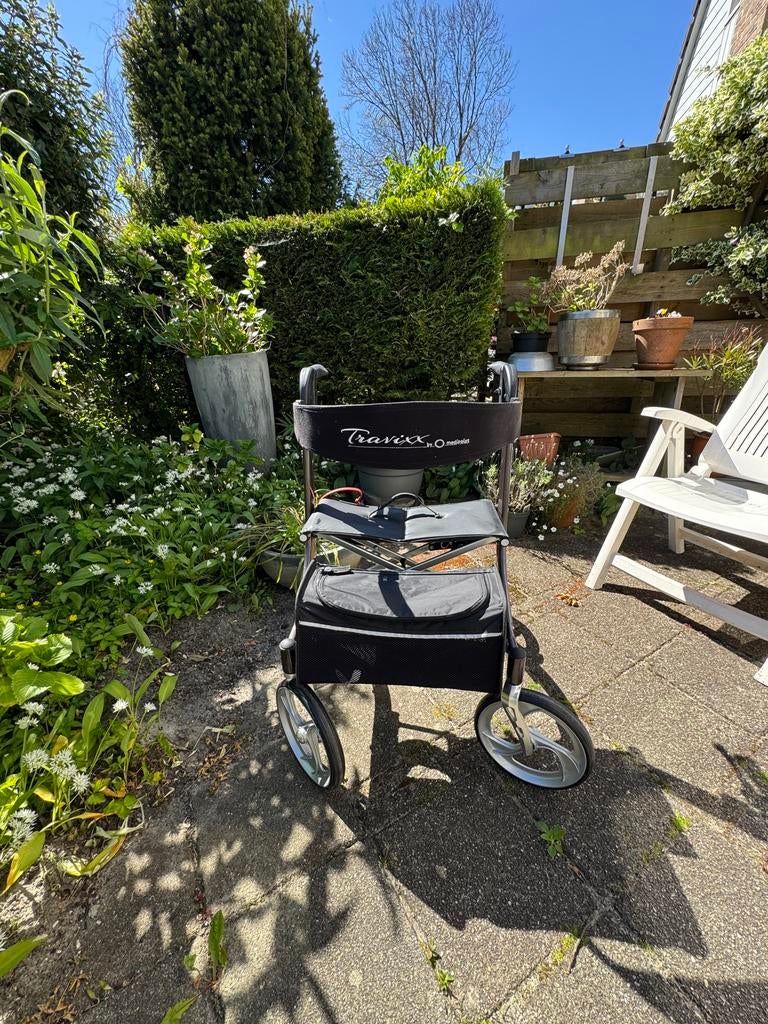Rollator weinig gebruikt, Diversen, Rollators, Ophalen of Verzenden, Opvouwbaar, Zo goed als nieuw