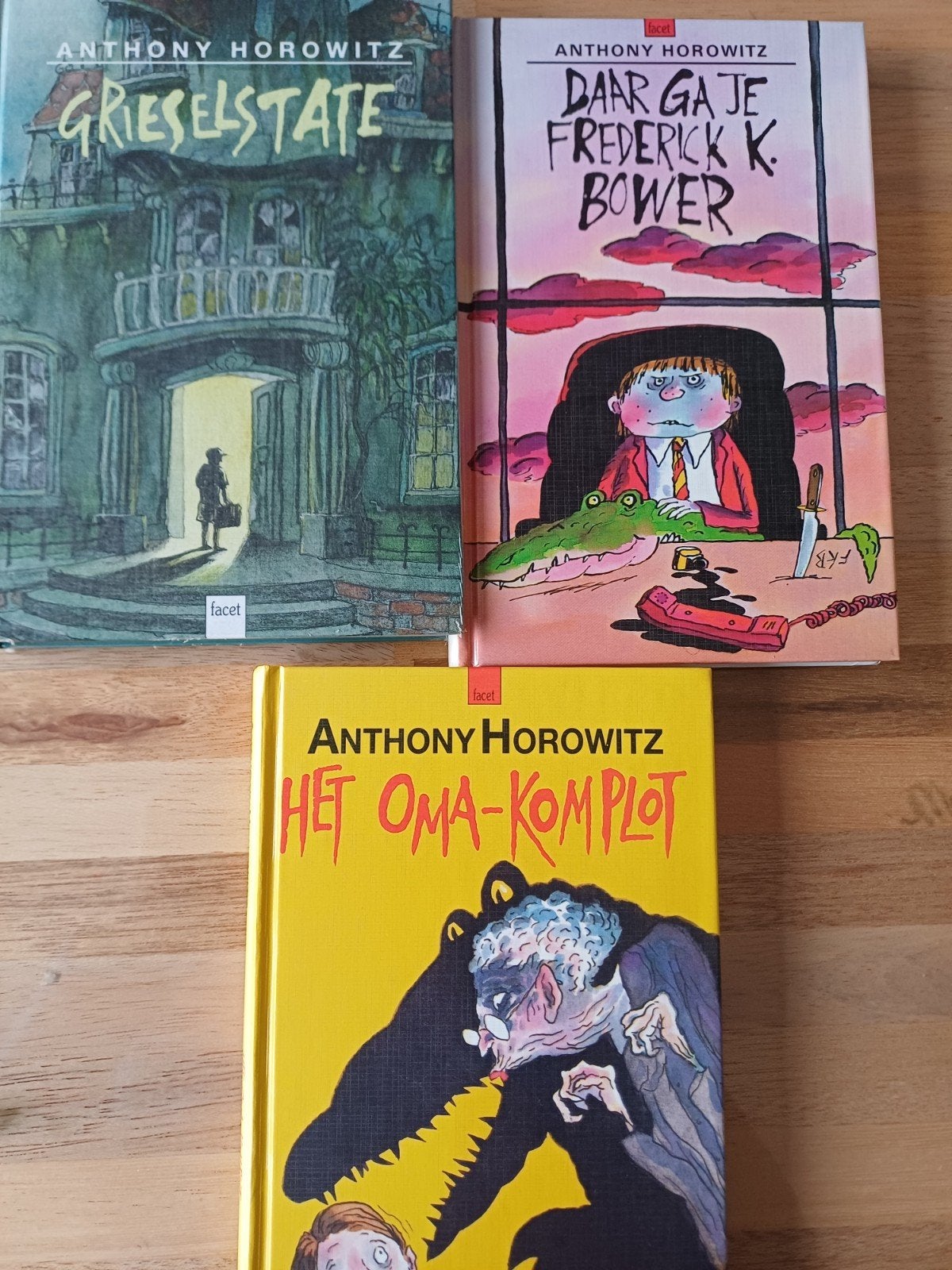 3 x Anthony Horowitz  3.50 per stuk, Ophalen of Verzenden, Gelezen