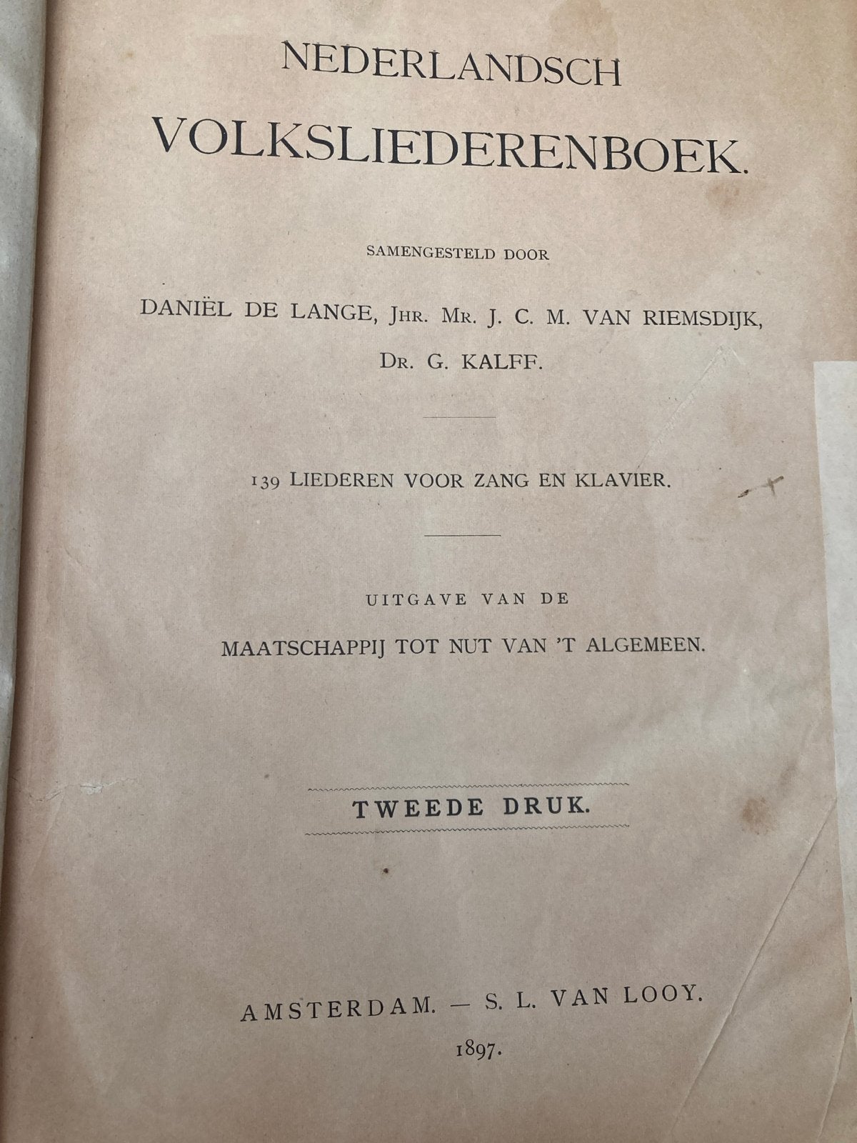 Nederlandsch Volksliederenboek - 139 liederen zang en klavie, Boeken, Ophalen, Gelezen, Instrument