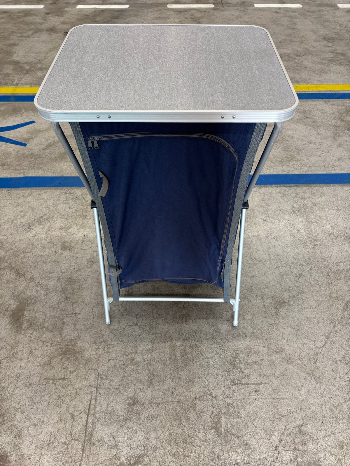 Campingtafel met opbergruimte - Redwood Cascara, Ophalen of Verzenden, Zo goed als nieuw, Campingtafel