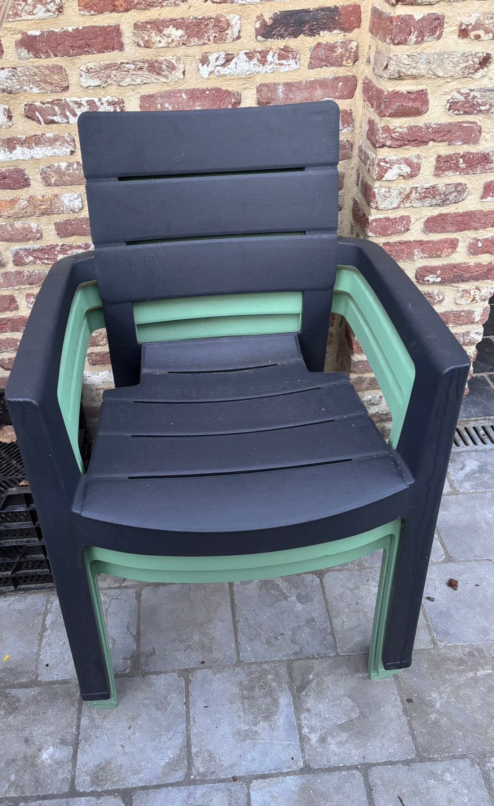 Gratis: 3 tuinstoelen, Ophalen of Verzenden, Gebruikt, Kunststof