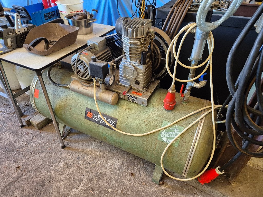 Gebruikte Creemers Compressor - CS370 250L, Ophalen, Gebruikt, 200 tot 400 liter/min, 10 bar of meer