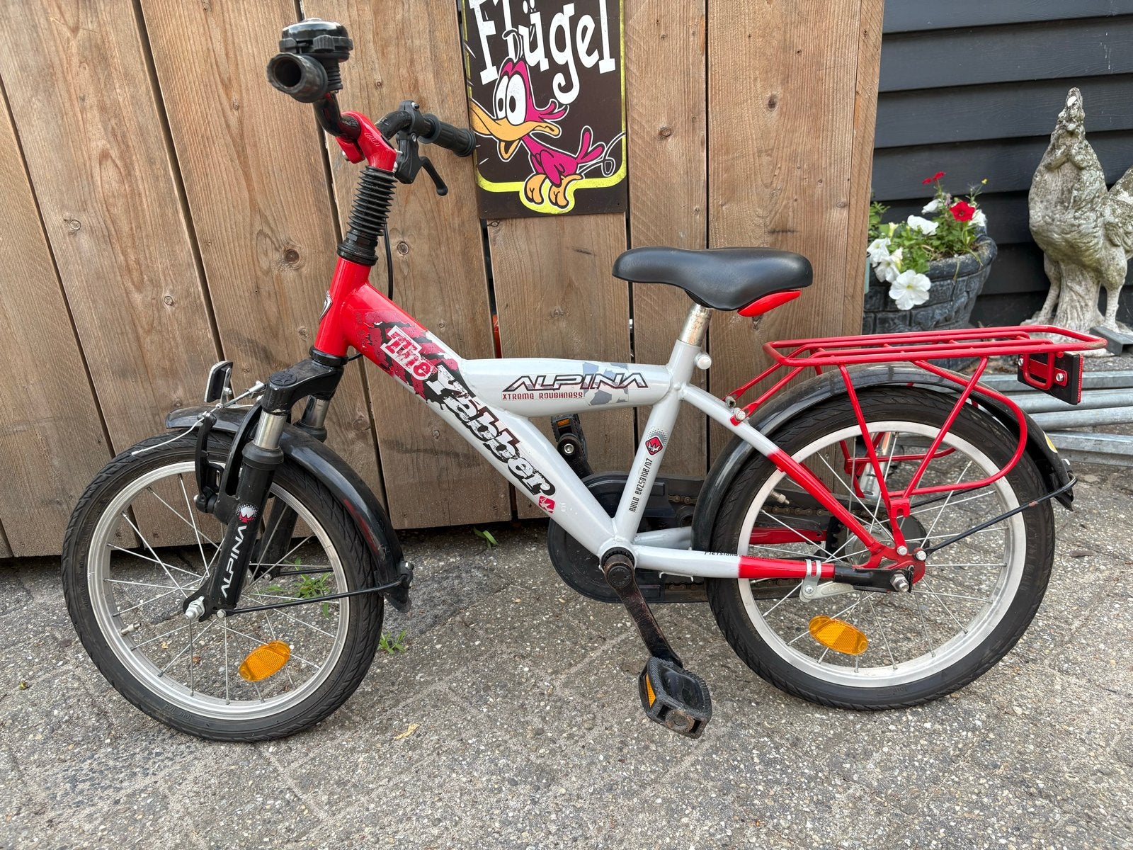Yebber Alpina kinderfiets, Fietsen en Brommers, Ophalen, Gebruikt, Terugtraprem, 16 tot 20 inch