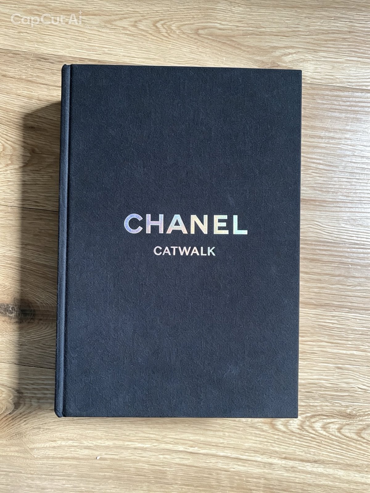 Patick Mauries - Chanel Catwalk - Nederlandse editie, Gelezen, Ophalen of Verzenden, Mode algemeen, Patick Mauries; Adelia Sabatini