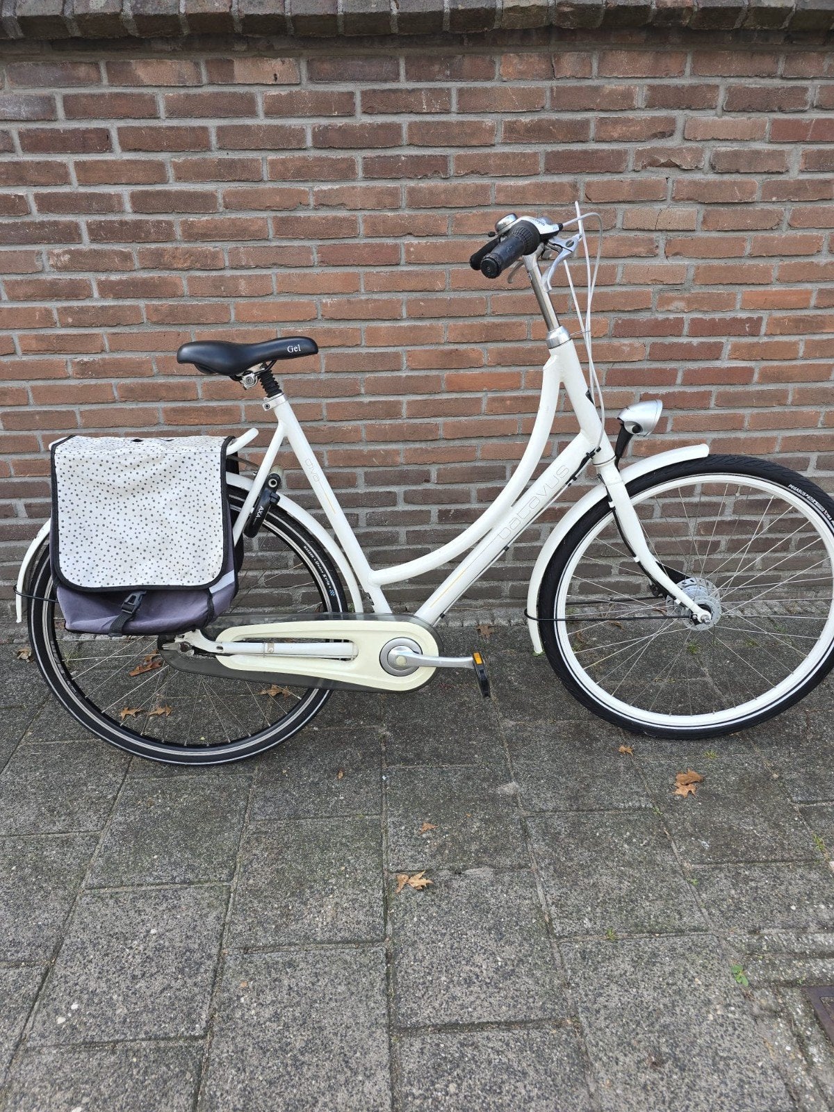 Te koop/ Zo goed als nieuw netjes batavus diva dames fiets, Fietsen en Brommers, Ophalen, Zo goed als nieuw, Batavus