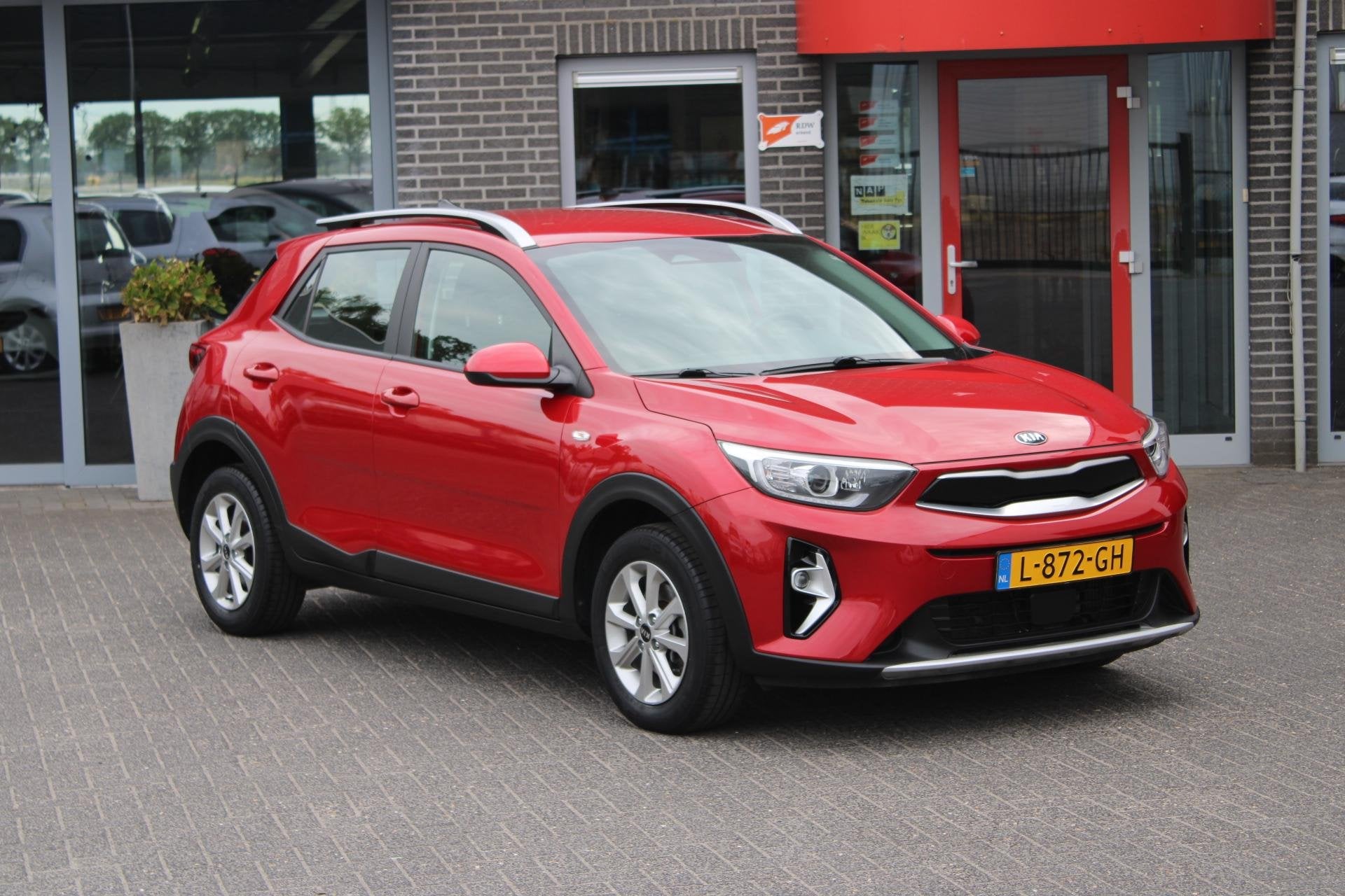 Kia Stonic 1.0 T-GDi MHEV DynamicLine Clima/Navi/Camera/Deal, Voorwielaandrijving, Gebruikt, Euro 6, 49 €/maand