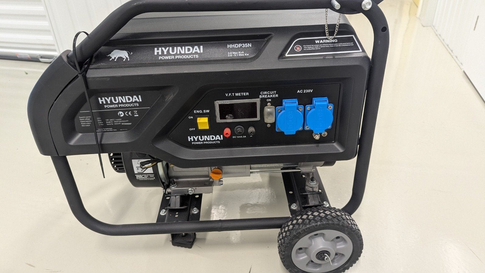 Hyundai HHDP35N benzine Aggregaat - Zo goed als nieuw, Doe-het-zelf en Verbouw, Ophalen, Nieuw, Minder dan 5 kVA, Benzine