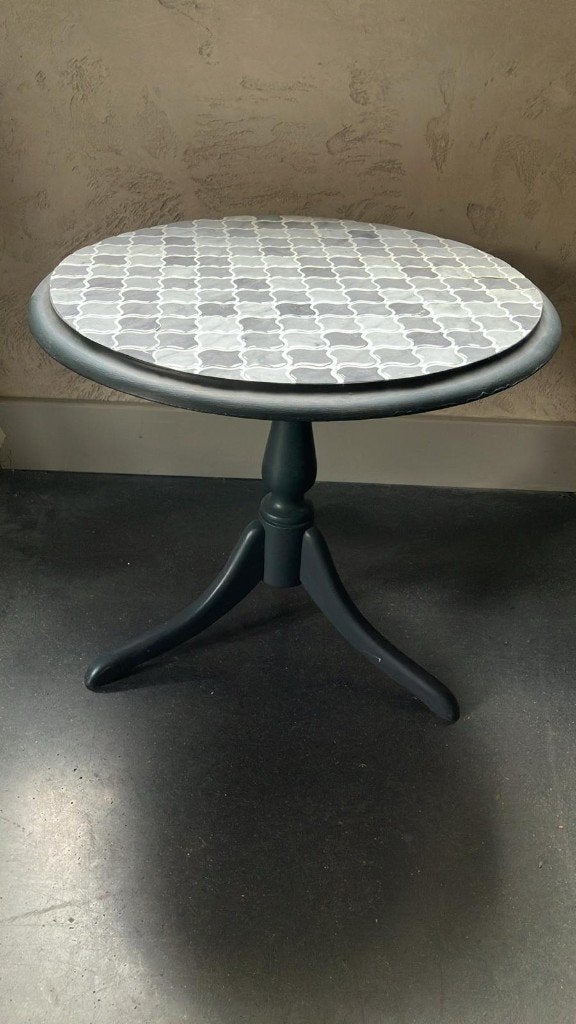 Bijzettafeltje, Minder dan 55 cm, Rond, Zo goed als nieuw, Ophalen
