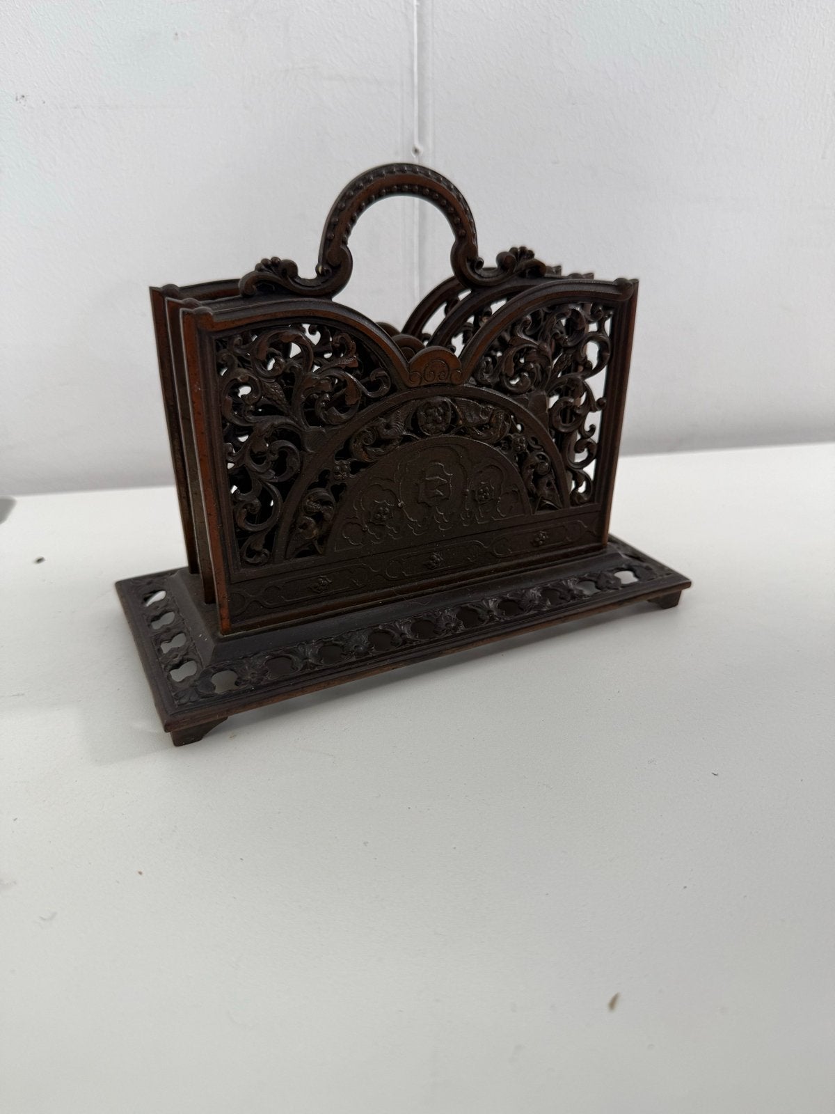 Antieke bronzen brievenhouder met sierlijke gravures, Ophalen
