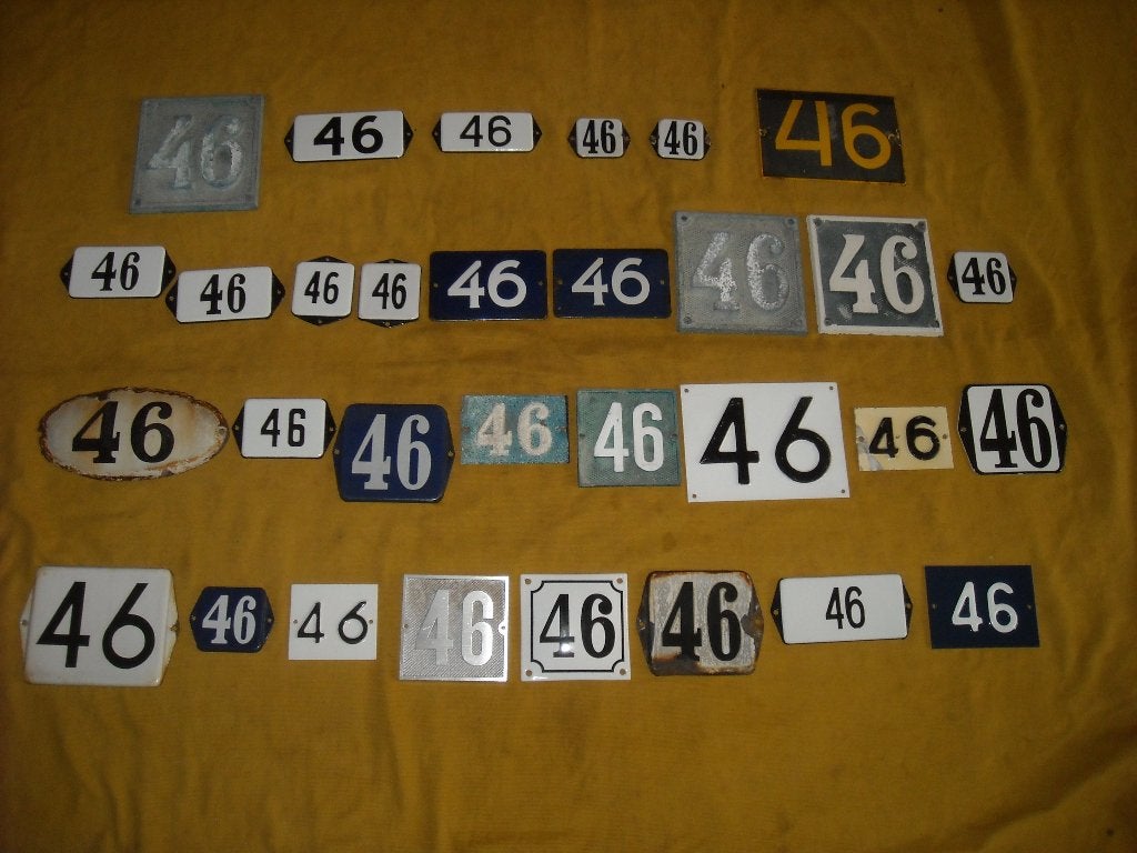 oud emaille huisnummer 46 ook 47 48 49 50 51 52 53 54 55 56, Antiek en Kunst, Ophalen of Verzenden