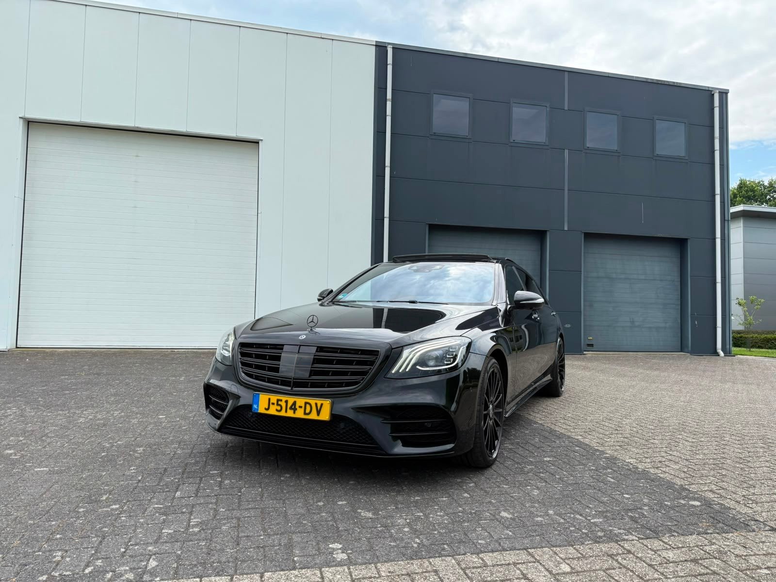 Mercedes-Benz S-klasse 450 Lang Premium Plus 2020 Amg Pano, Auto's, Mercedes-Benz, Achterwielaandrijving, Gebruikt, 367 pk, Hybride Elektrisch/Benzine