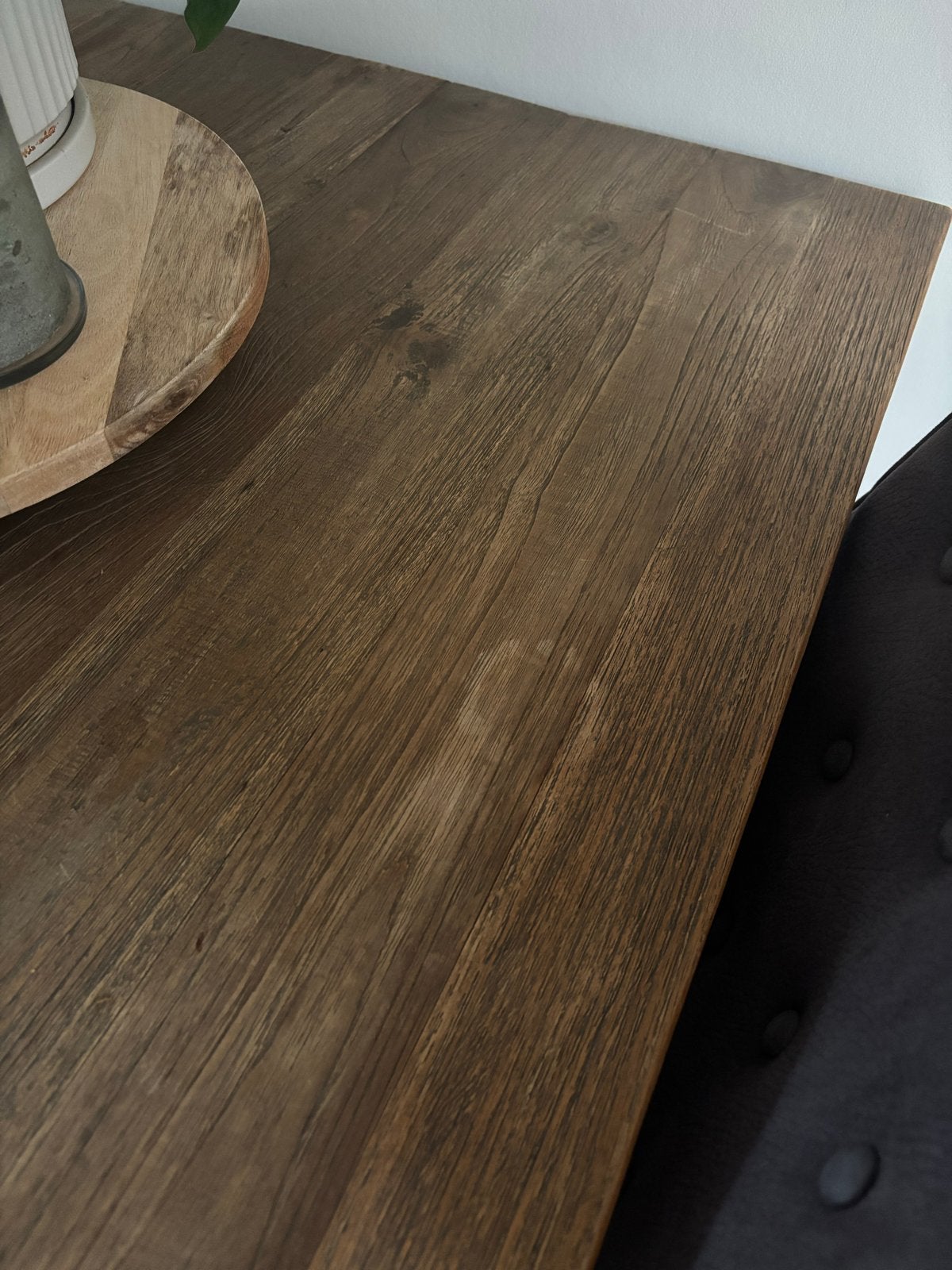 Foto 6 van Teakhouten eettafel 240cm met 8 microleder stoelen