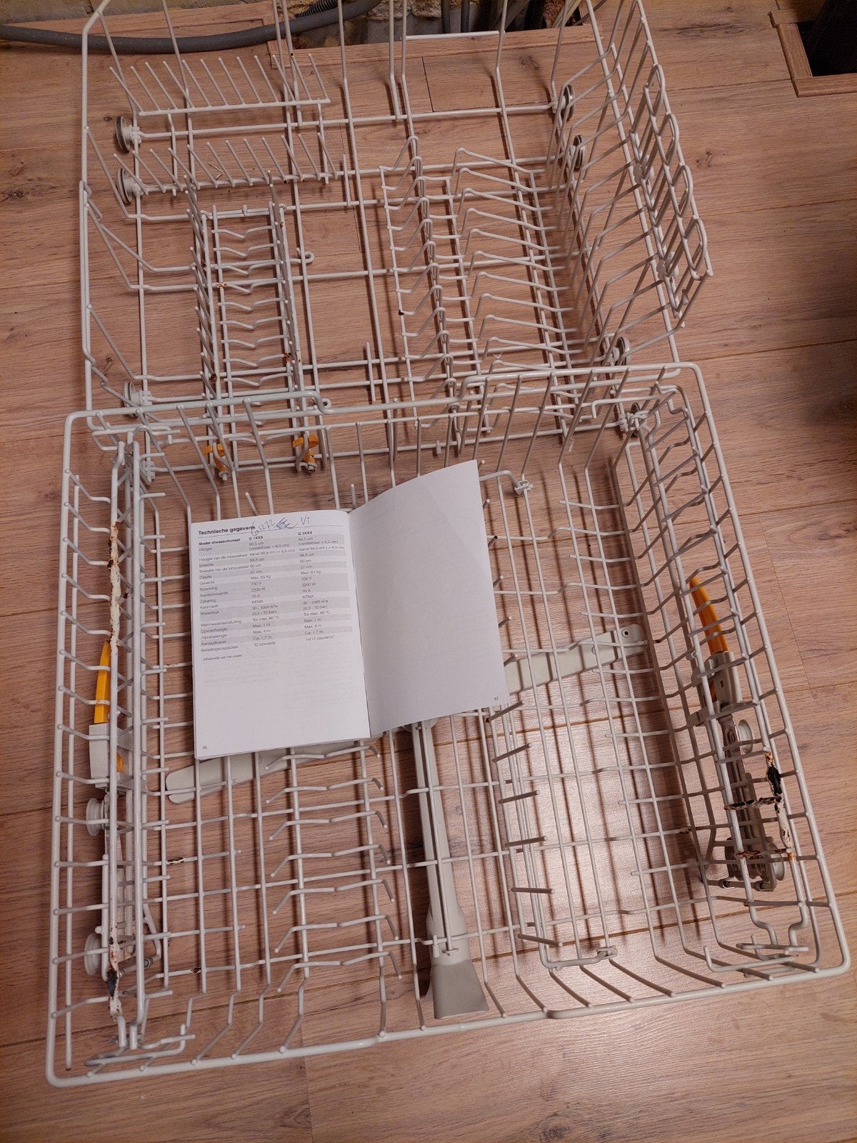 2 rekken voor Miele afwasautomaat  G1xxx of G2xxx, Witgoed en Apparatuur, Ophalen