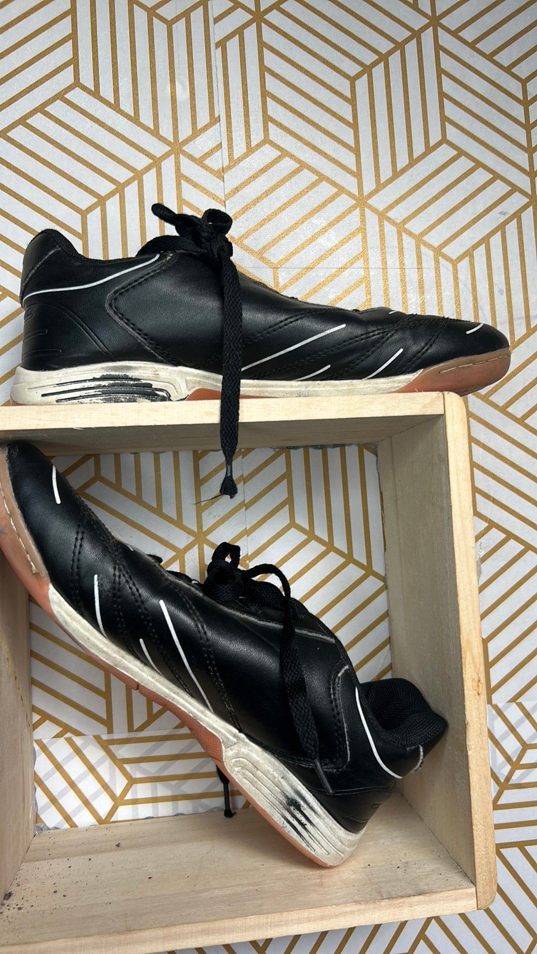 Dutchy sport schoenen maat 37, Ophalen of Verzenden, Zo goed als nieuw, Schoenen