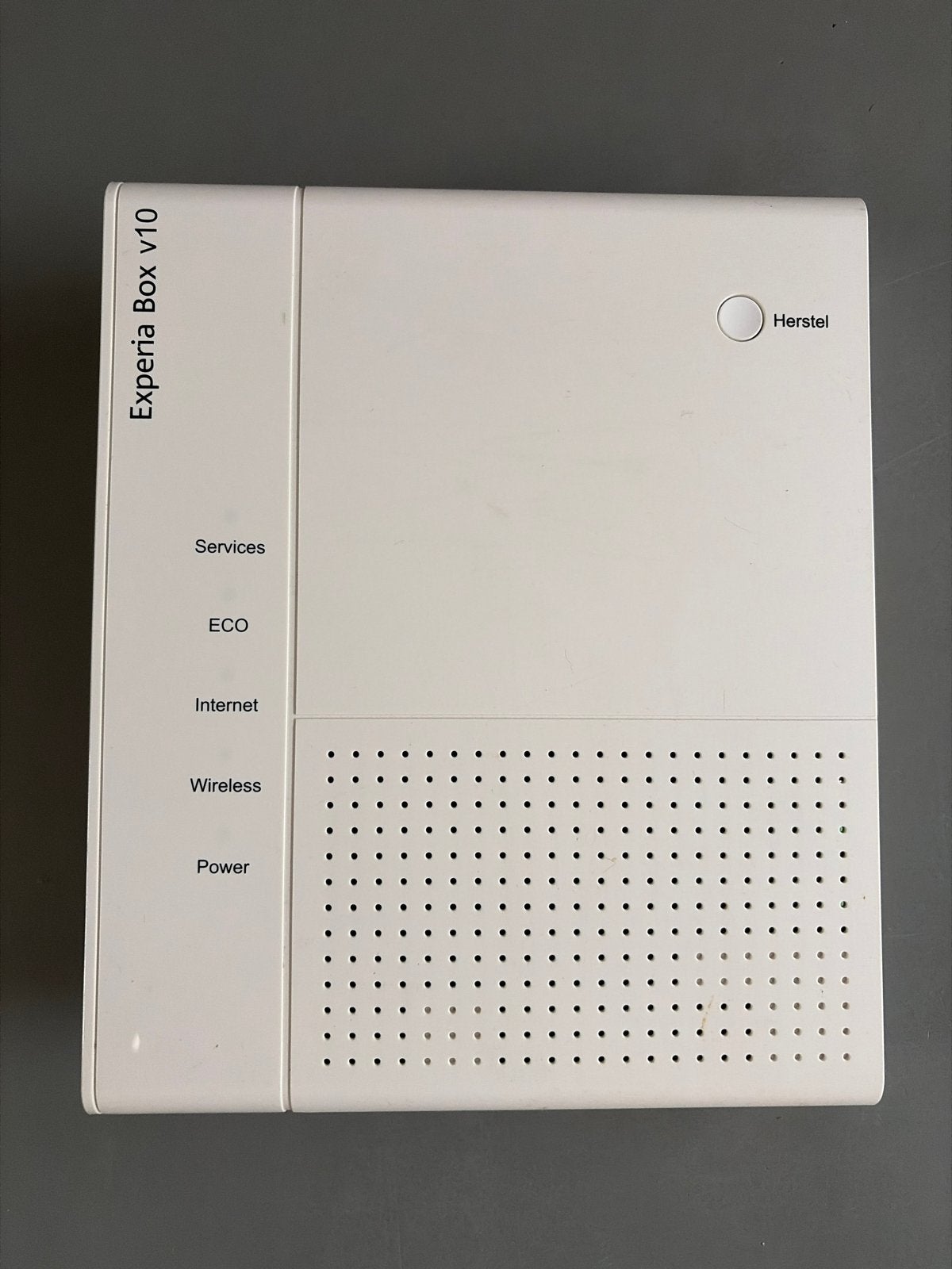 KPN Experia Box v10 Router, Computers en Software, Routers en Modems, Ophalen of Verzenden, Zo goed als nieuw, Router