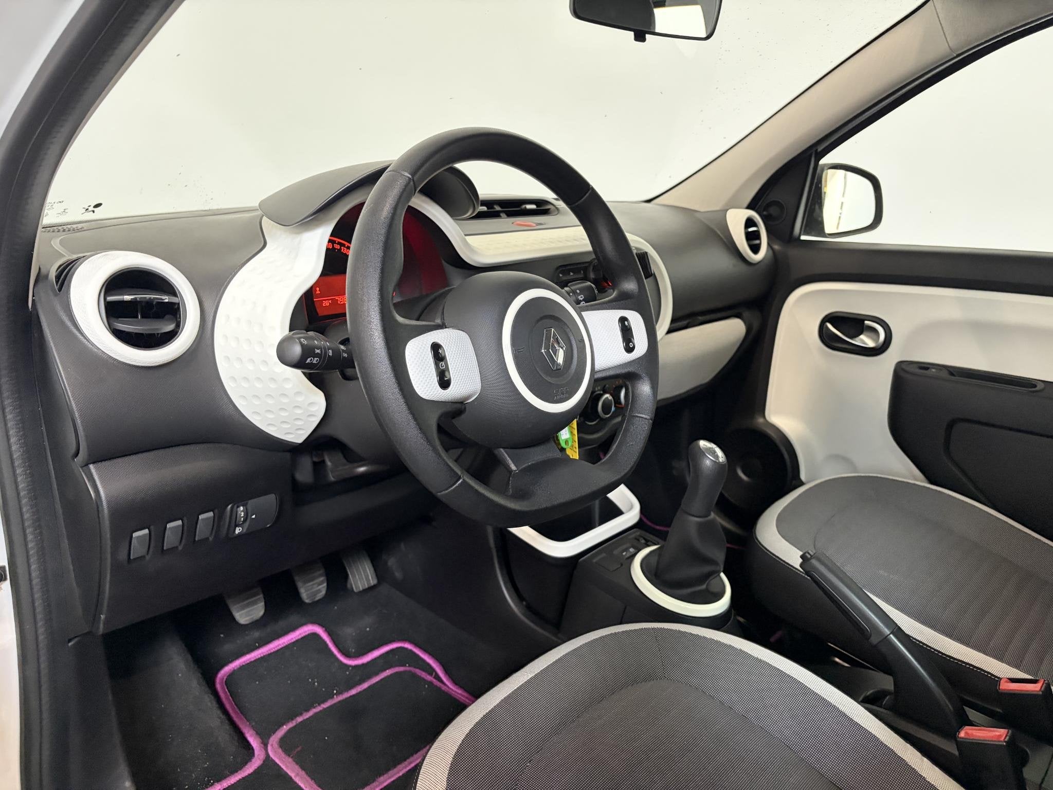 Renault Twingo 1.0 SCe Limited Airco Elektrische ramen, Auto's, Renault, 839 kg, Gebruikt, Euro 6, 4 stoelen