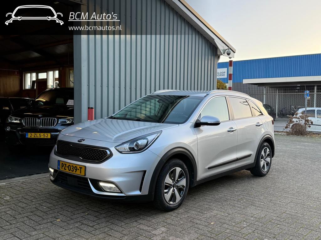 Kia Niro 1.6 GDi Hybrid |Carplay|Leder|Stoelvw|Stuurvw|ACC|L, Gebruikt, 26 km/l, SUV of Terreinwagen, Zilver of Grijs