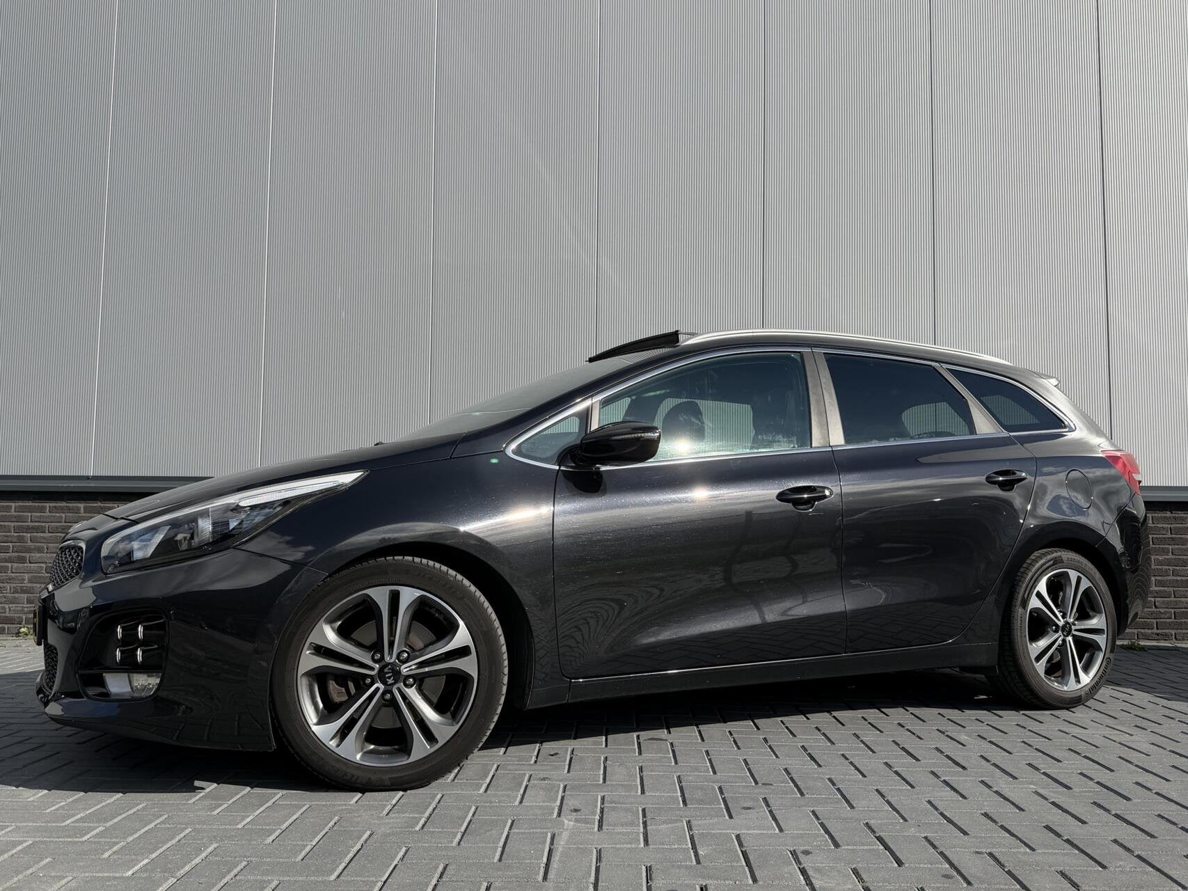 Kia cee'd Sportswagon 1.0 T-GDi GT-Plusline, Auto's, Voorwielaandrijving, Gebruikt, Euro 6, Zwart