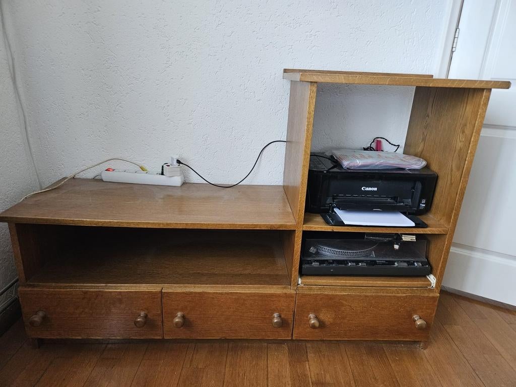 TEAB Radio meubel, Ophalen, 25 tot 50 cm, Minder dan 100 cm