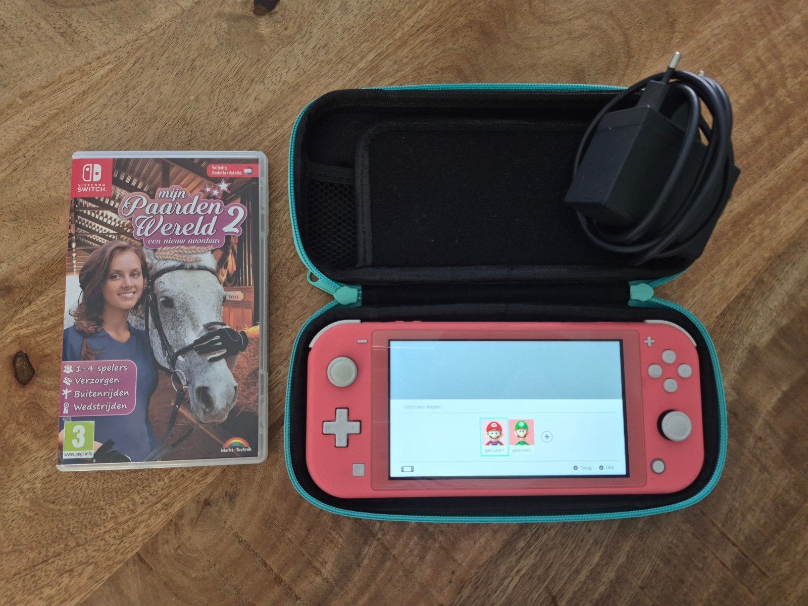 Nintendo Switch Lite Koraalroze met spel en hoes, Spelcomputers en Games, Spelcomputers | Nintendo Switch Lite, Ophalen, Roze of Coral