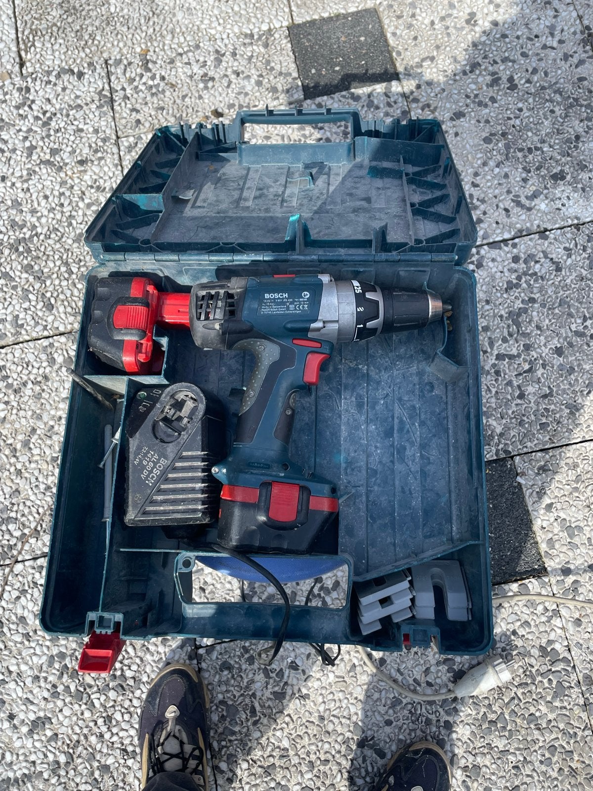 Bosch Boormachine GSR 14,4 VE-2 Professional (accu defect), Ophalen, Gebruikt, Variabele snelheid, Boor- en Schroefmachine