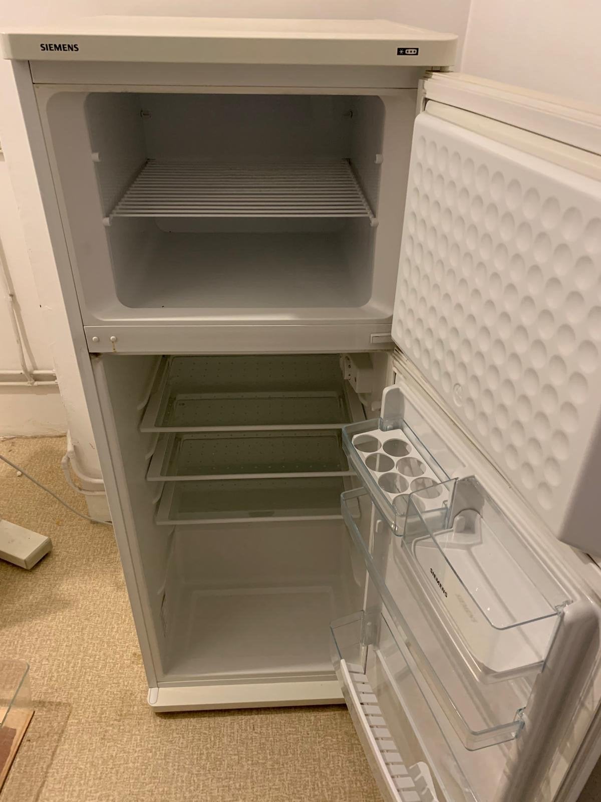 Siemens Koelkast met Vriezer - Wit, Goede Staat, Ophalen, 150 tot 200 liter, Gebruikt, 140 tot 160 cm