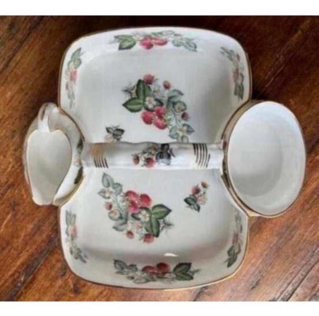 Hammersley English Bone China Ripe Strawberry Basket servies, Ophalen of Verzenden