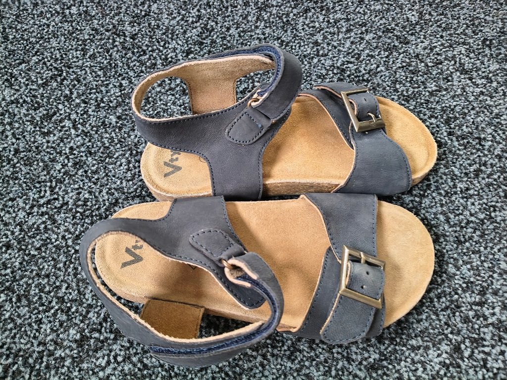 Leuke leren sandalen maat 32, Ophalen of Verzenden, Zo goed als nieuw, Meisje, Overige typen