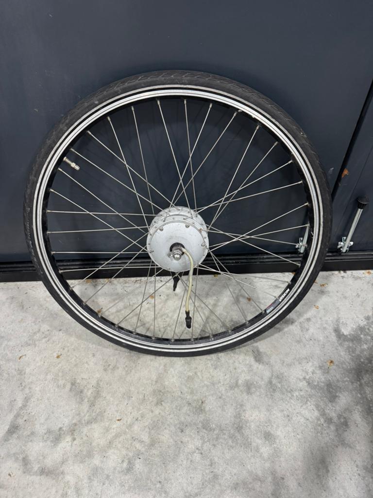 Gazelle fiets onderdelen: motor, accu, lader, Ophalen, Gebruikt