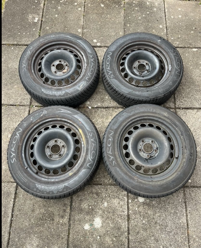 Stalen velgen met winterbanden 205/60 R16 Syron – 16 inch, Auto diversen, Aanhangwagen-onderdelen, Ophalen, Gebruikt