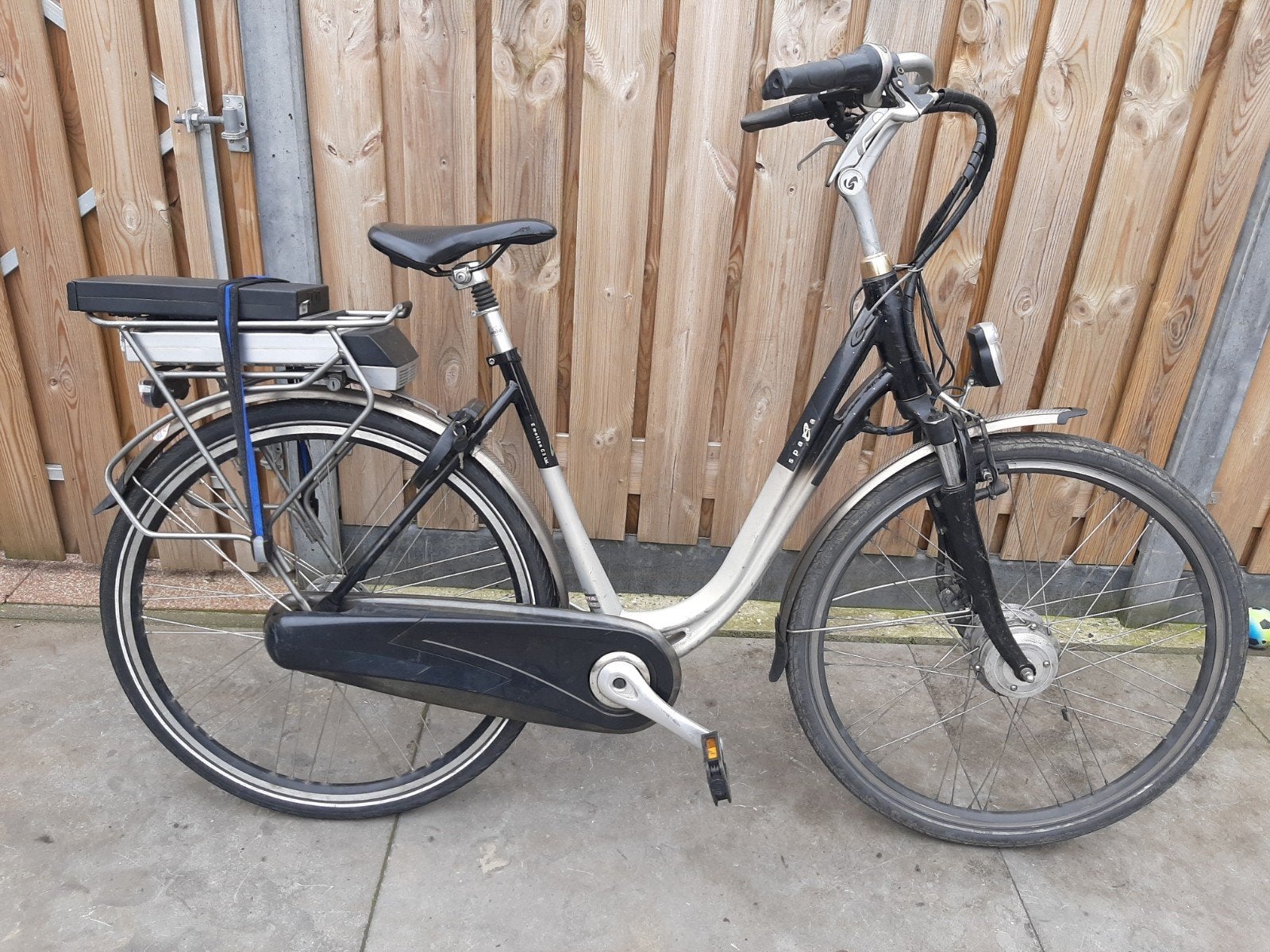 electrische fiets Sparta C3 28 inch 53 cm 8 versnellingen, Ophalen, Minder dan 30 km per accu, Sparta, Gebruikt