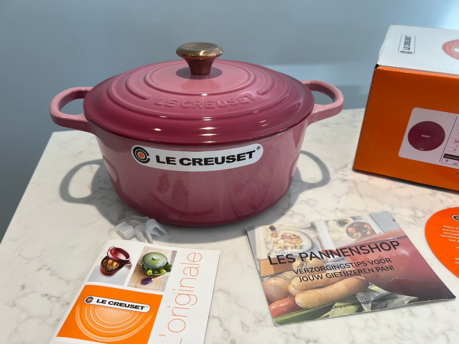 Nieuwe Le Creuset Berry braadpan 22 cm in de doos, Geschikt voor inductie, Nieuw, Le Creuset, Ophalen of Verzenden