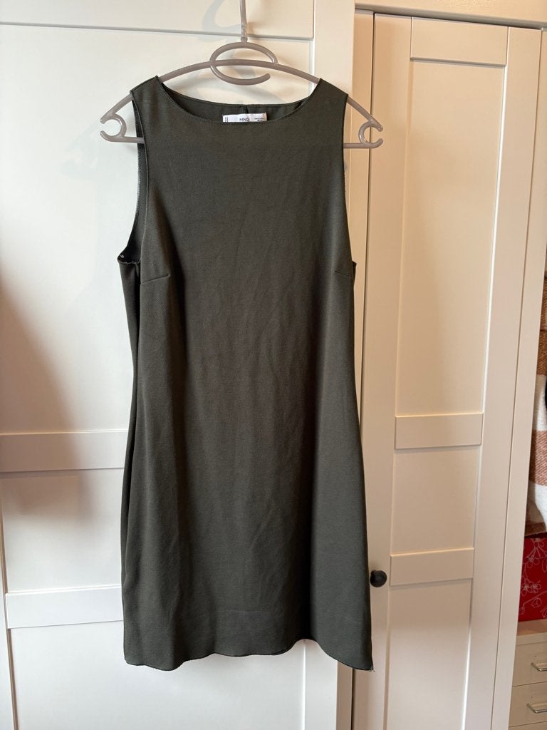 Jurk donkergroen, Kleding | Dames, Maat 38/40 (M), Mango, Verzenden, Nieuw