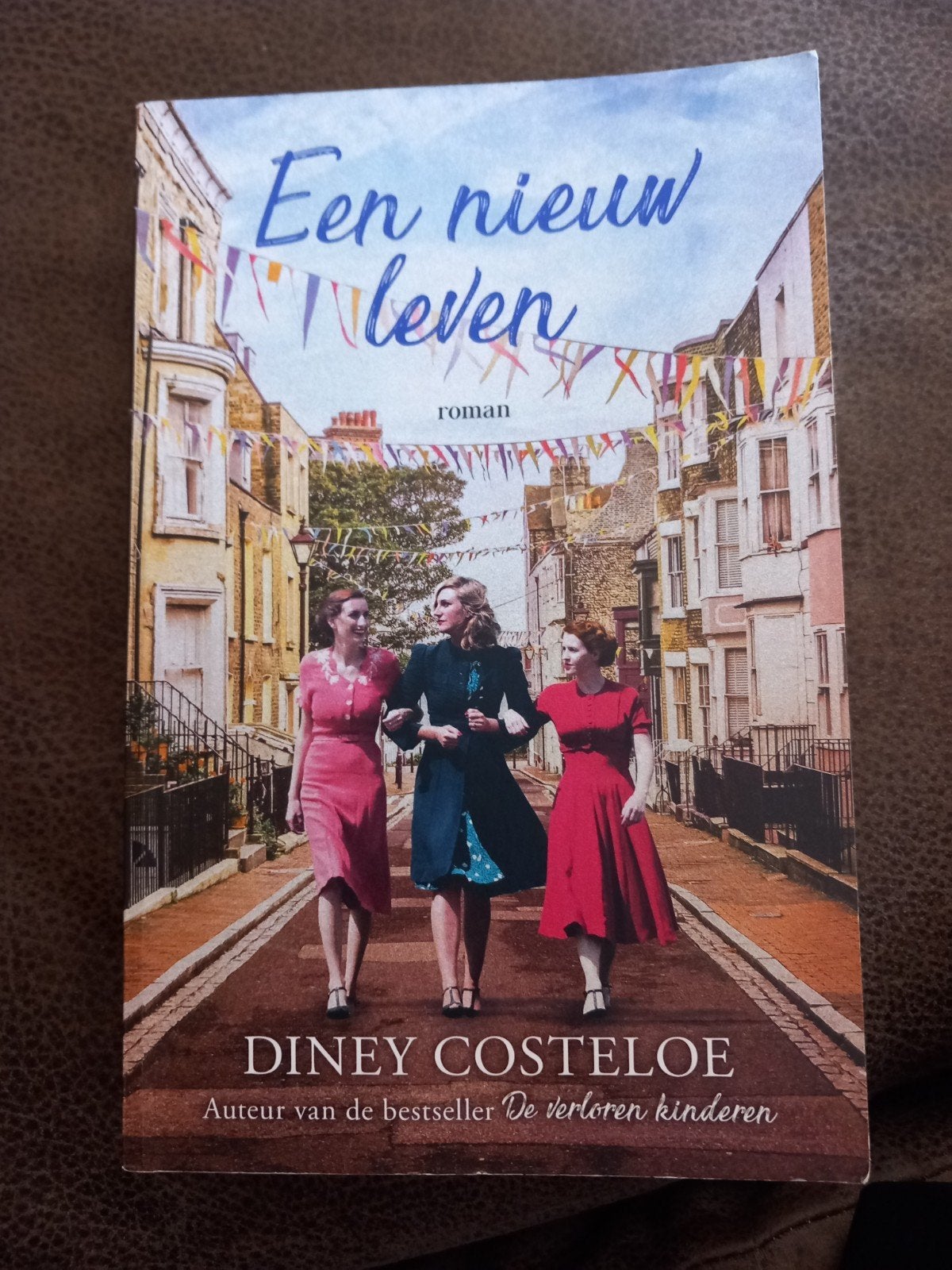 Een nieuw leven, Boeken, Ophalen of Verzenden, Zo goed als nieuw