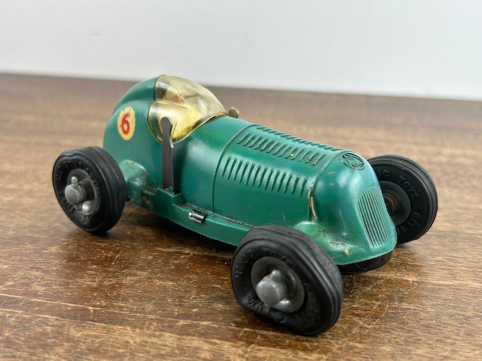 Tri-Ang Minic Toys Racing Car 6, Antiek en Kunst, Antiek | Speelgoed, Ophalen of Verzenden