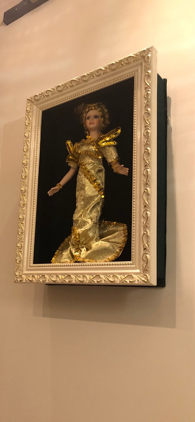 Schilderij met pop, Antiek en Kunst, Kunst | Schilderijen | Klassiek, Ophalen of Verzenden