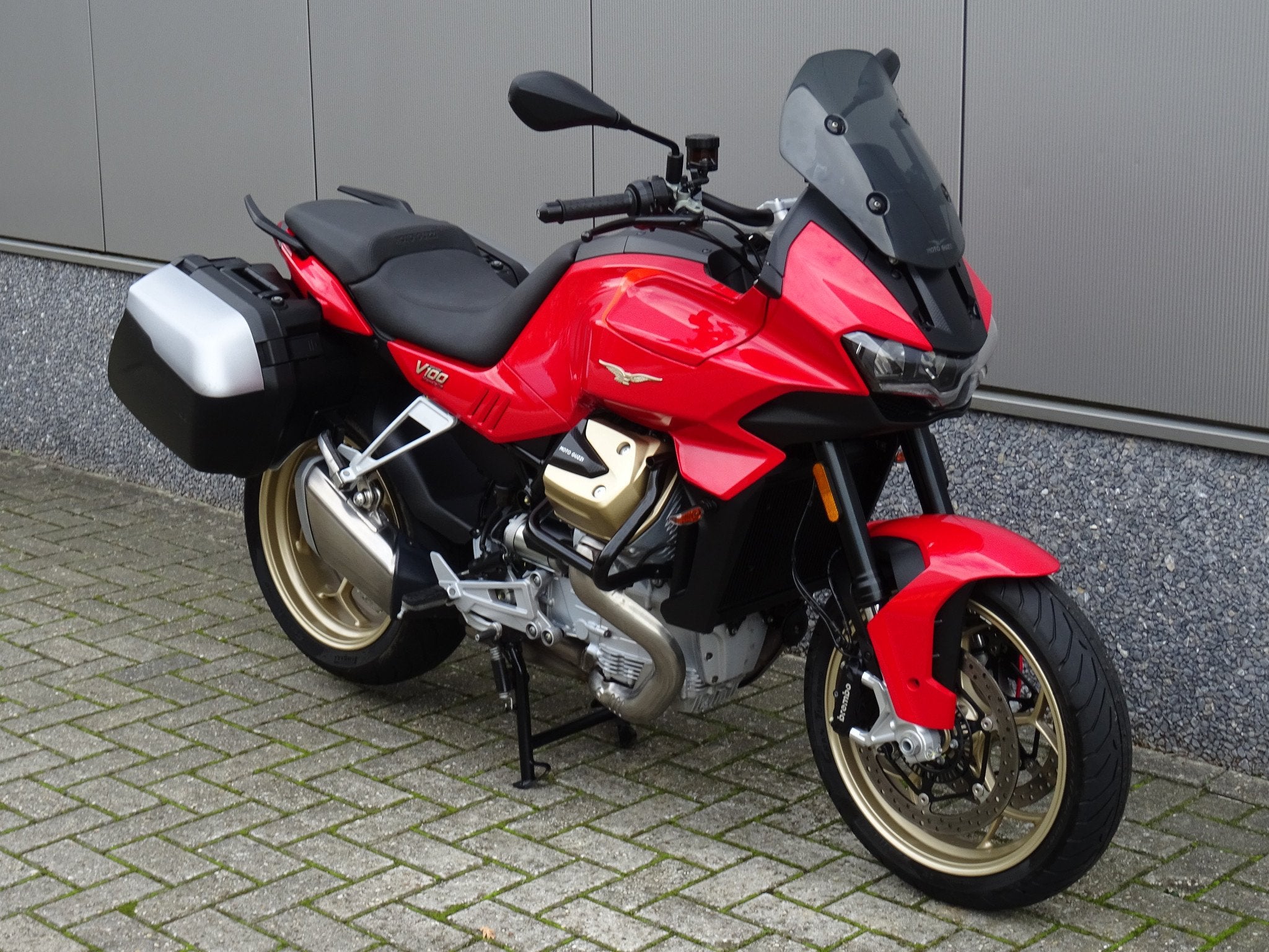 Moto Guzzi V 100 MANDELLO (bj 2023), Motoren, 1000 cc, Toermotor, Gebruikt, Bedrijf